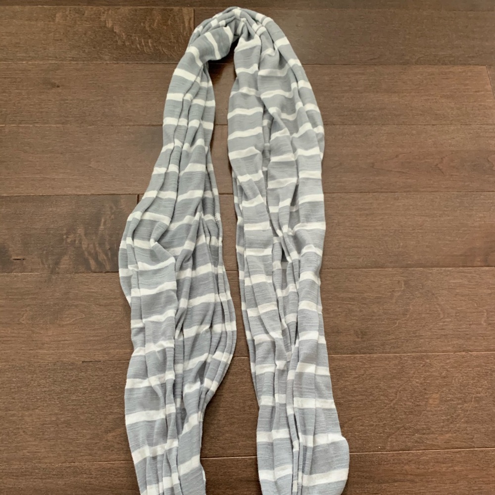Triple Flip Infiniti Scarf